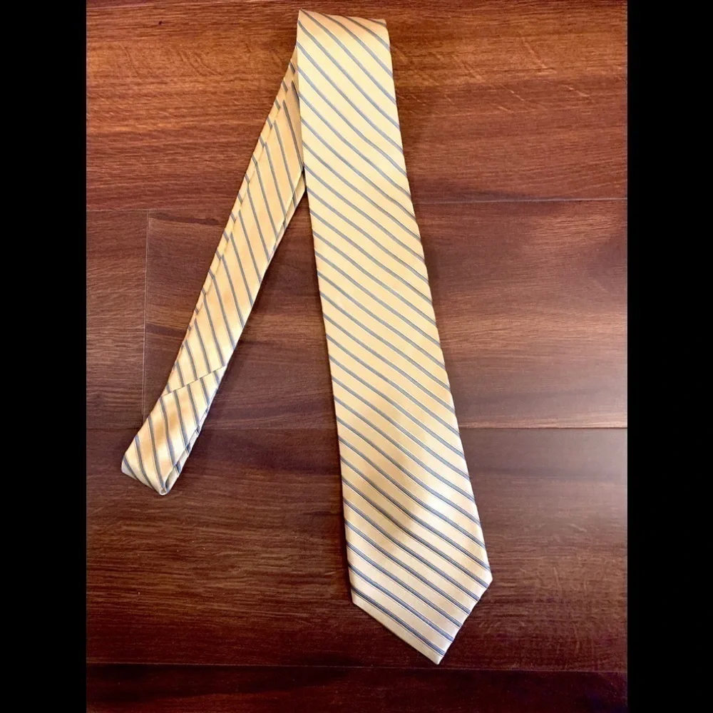 JONES NEW YORK Yellow Stripes Silk Necktie